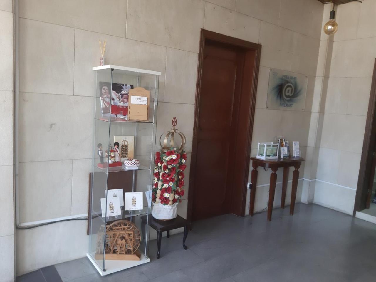 Hotel Trovador Tomar Bagian luar foto
